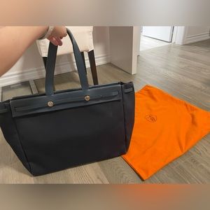 Authentic HERMES Herbag Cabas include Dust bag and additional shell